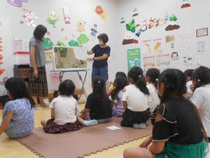 令和５年度の下新倉児童館開催時のひまわりおはなし会の様子